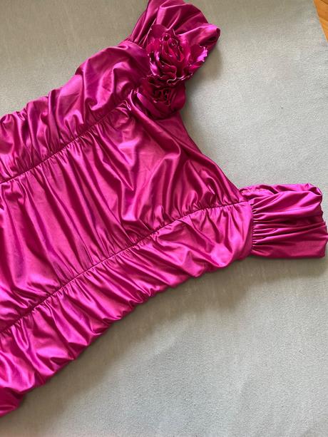 Spoločenské šaty, m