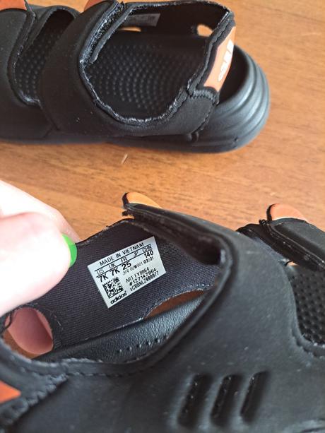 Sandalky adidas v.25, adidas,25