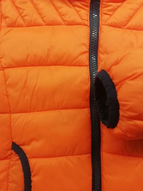 Oranžový kabát v top stave, f&f,98