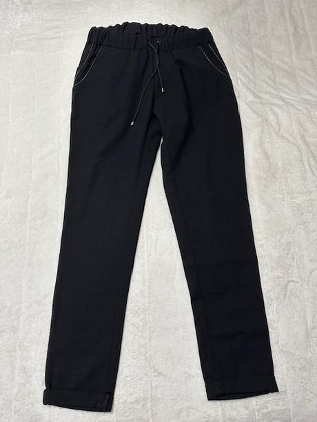 Čierne elegantné nohavice na šnúrku, m