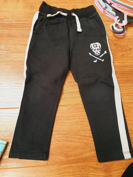 B1359 tepláky, hrubé, gap,122