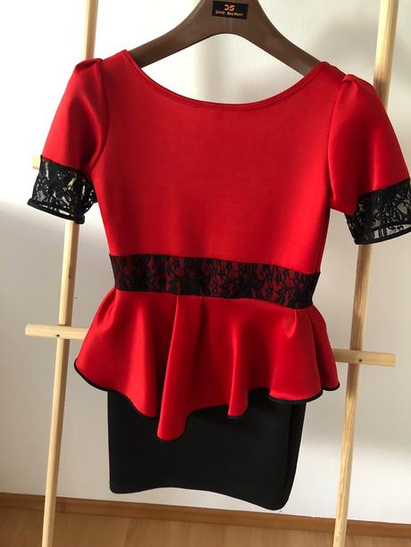 Dámske spoločenské červené šaty m, 38