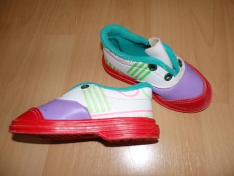 Farebne topanocky, 19