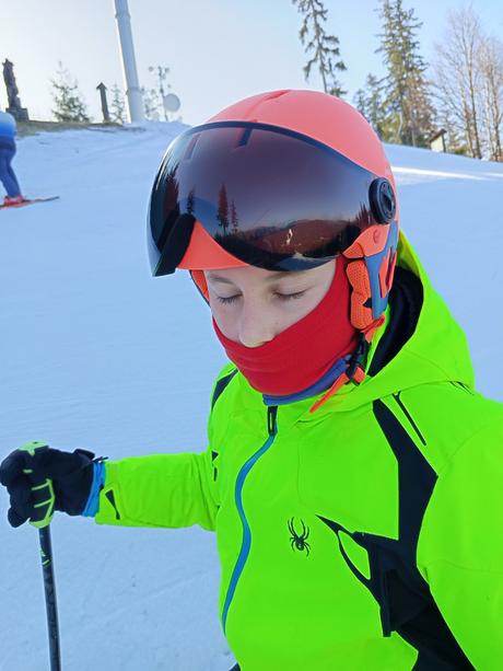 Lyžiarska prilba 53-56cm, 