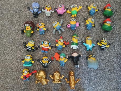 Mimoni postavičky cca 3cm, 