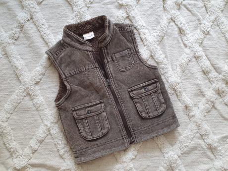 Menčestrová zateplená vesta, 92