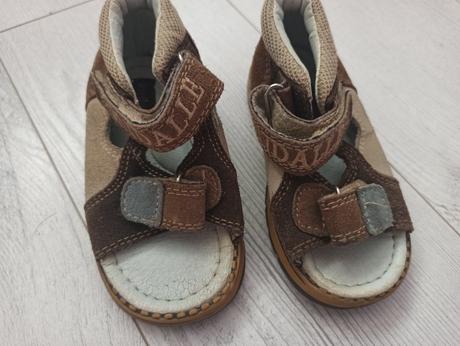 Kožené sandále veľ. 22, 22