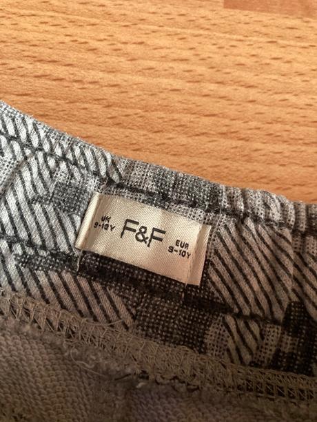 Šortky s maskacovym efektom, f&f,140