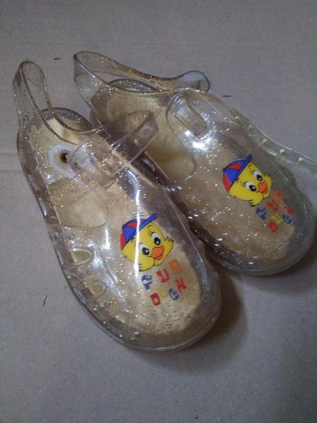 Pevná obuv do vody, 24