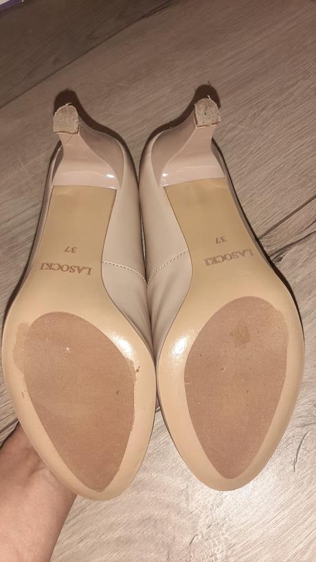 Lakovky lasocki, lasocki,37