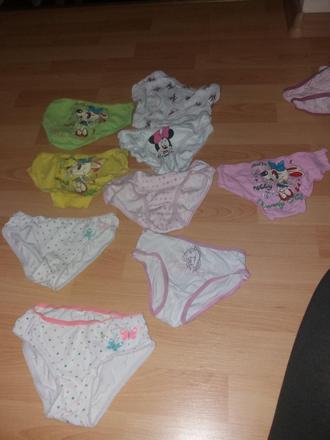 Dievčenské nohavičky, 104