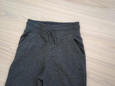 Tepláky top stav 128, primark,128