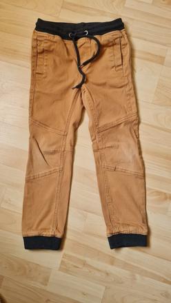 Nohavice jogger, 122