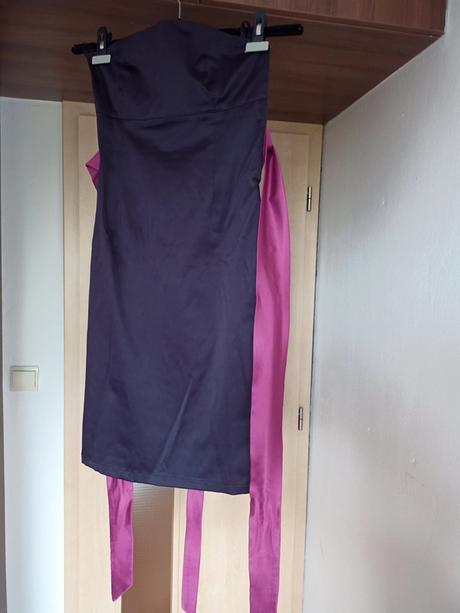 Slávnostné šaty, 38