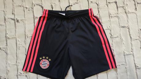 Šortky, adidas,140