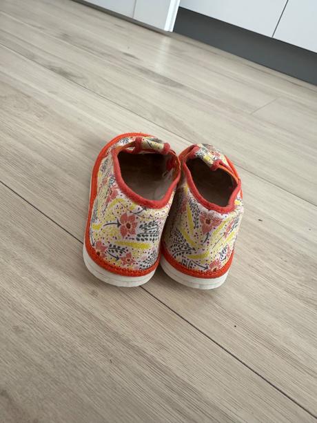 Papucky, deichmann,28