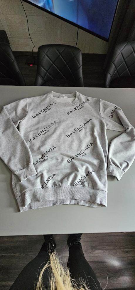 Mikinka balenciaga, s