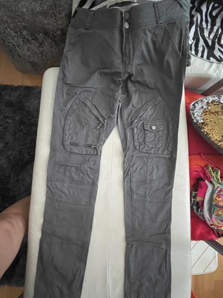 Štýlové nohavice, 38