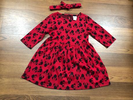 Červené šaty minnie, disney,110