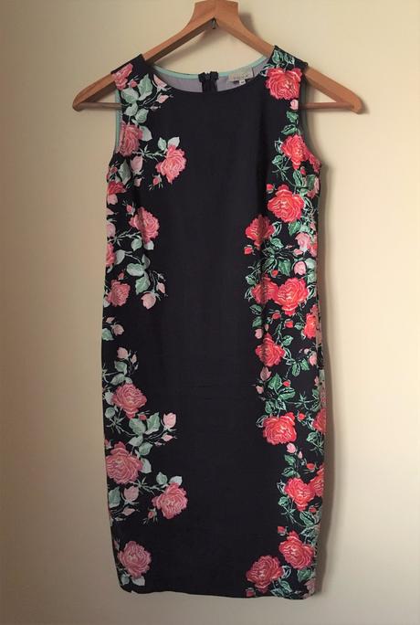 Kvietkované šaty, m