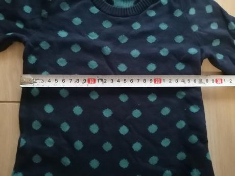 Teplé bodkované svetríkové šaty s taštičkou, lupilu,116