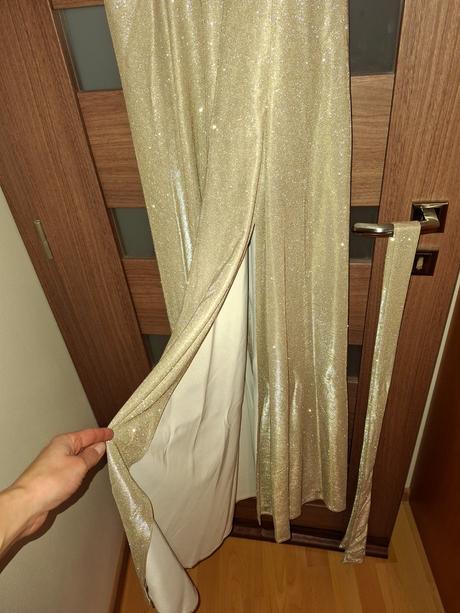 Spoločenské šaty, 40