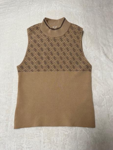 Kratší úpletový top bez rukávov zn. guess, guess,l / m