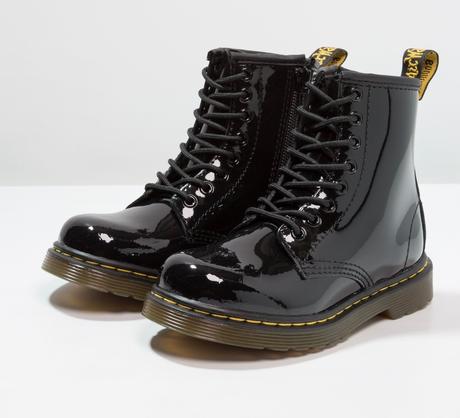 Dr. martens členkové šnurovacie čižmičky, 32