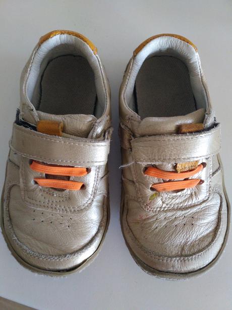 Fake barefoot topanky, 27