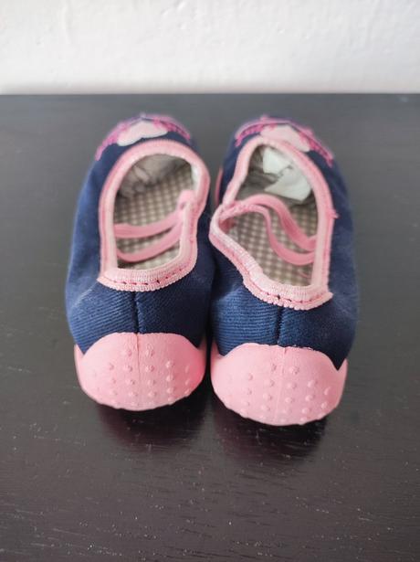 Darujem papučky, nazo,27