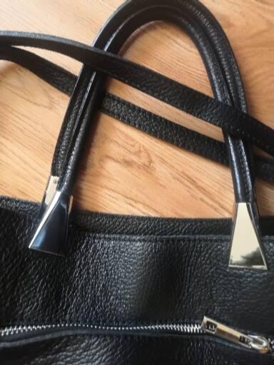Čierna kožená kabelka, 