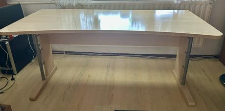 Stôl na predaj dlžka 210cm, 