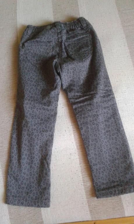 Nohavice lupilu, lupilu,104