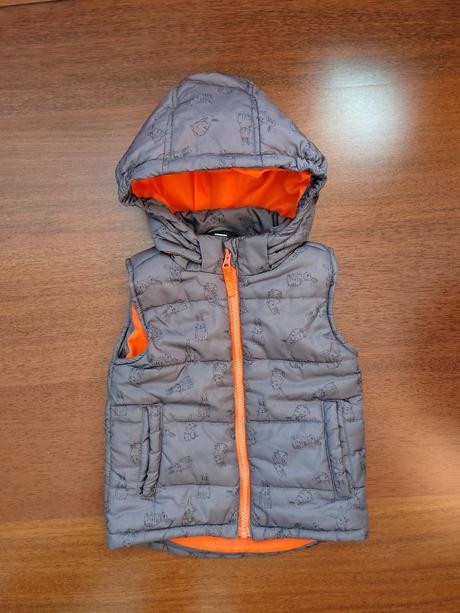 Vesta so zajačikmi v.104, kiki&koko,104