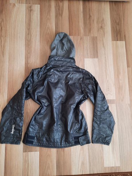 Vetrovka, kenvelo,128