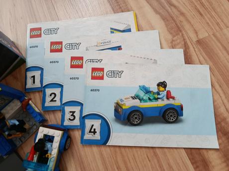 Kompletné lego city 60370, 