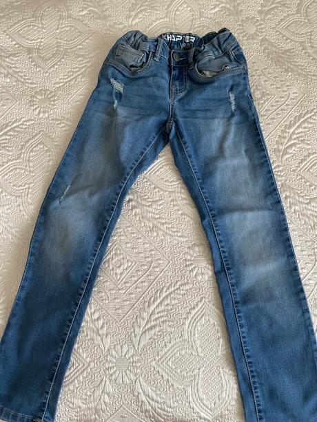 Chlapcenske rifle 146, chapter young,146