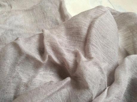 Šatka s čipkou na krk, l