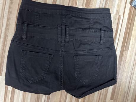 Kraťasy xs/s, pull&bear,s