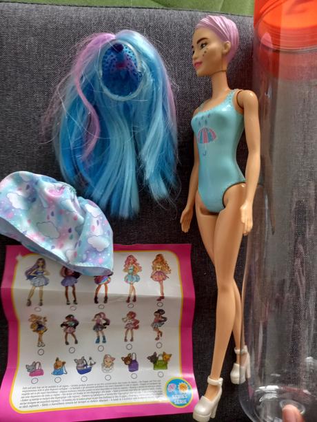 Color reveal barbie,