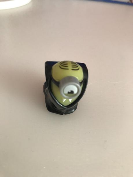 Postavicka mimon,vyška cca 3 cm,