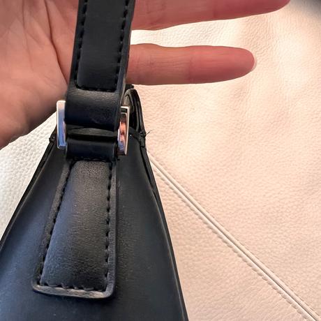 Esprit kabelka, esprit