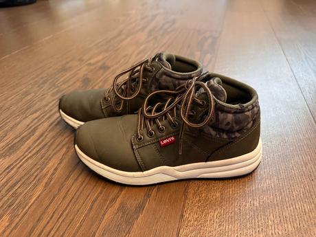 Topanky levis, levis,36