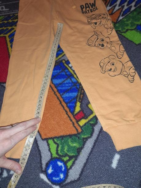 Tepláky, sinsay,104