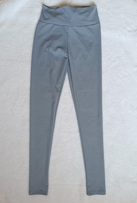 Legíny s vysokým pásom, s