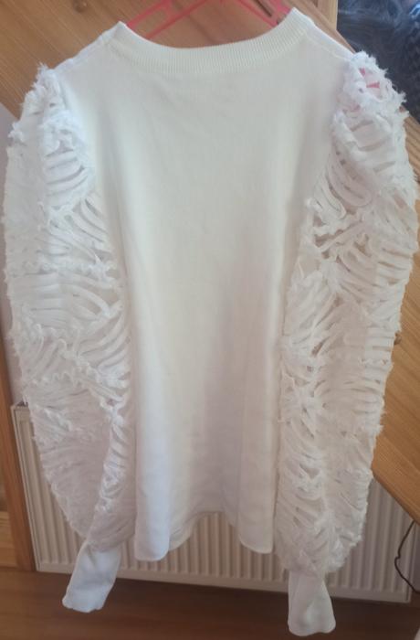 Biely pulóver, m