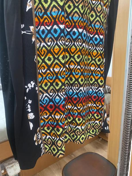 Damske farebne  elasticke šaty, 42