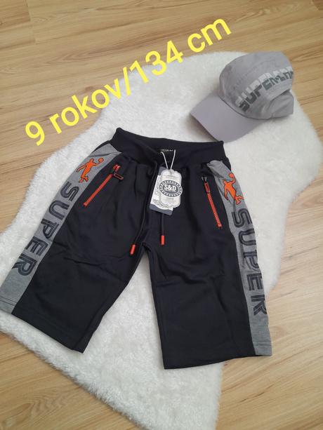 Chlapčenské kraťase, 104