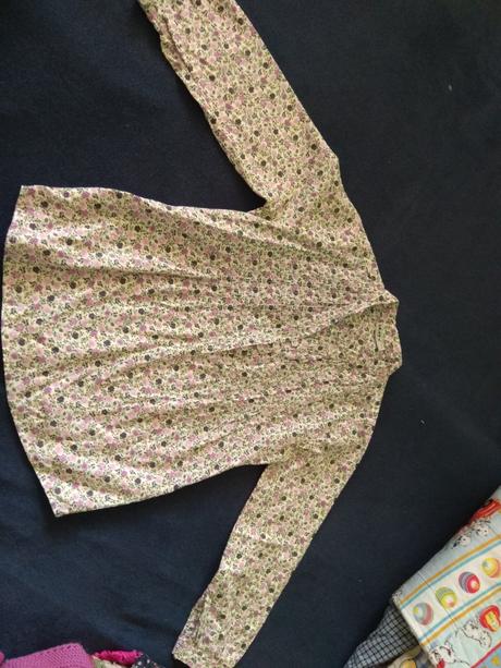 Kvietkova blúzka, okay,104