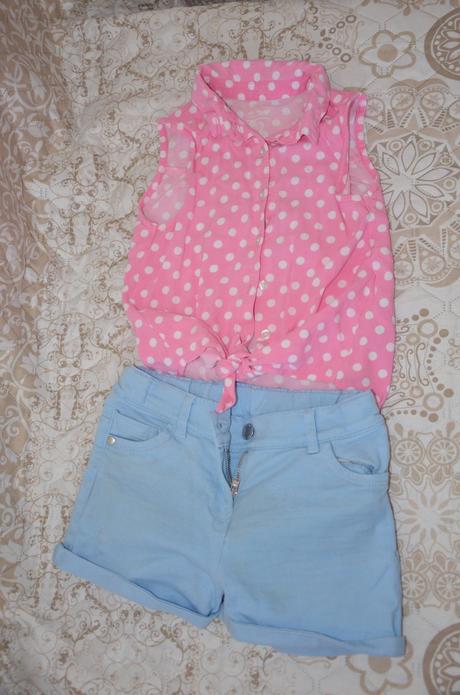 Kratasy a bluzka, 122–134